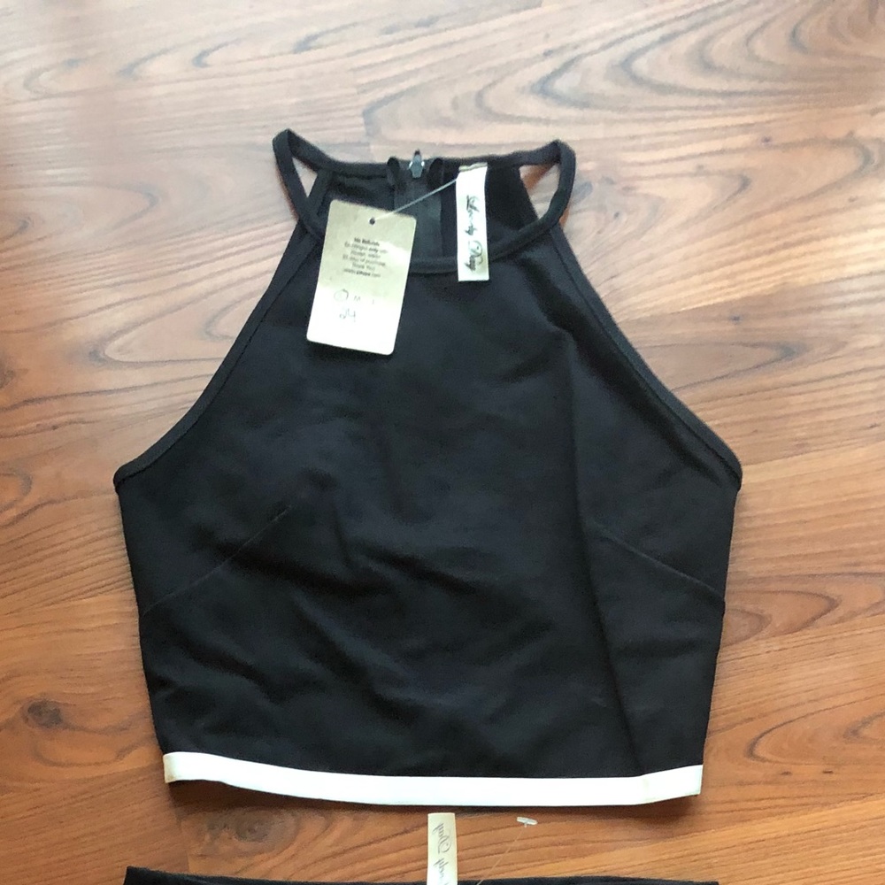 Pitaya crop top and skirt small NWT